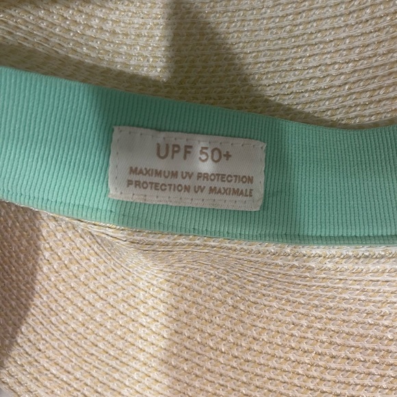 Eric Javits Hampton Hat in Cream - Picture 11 of 13